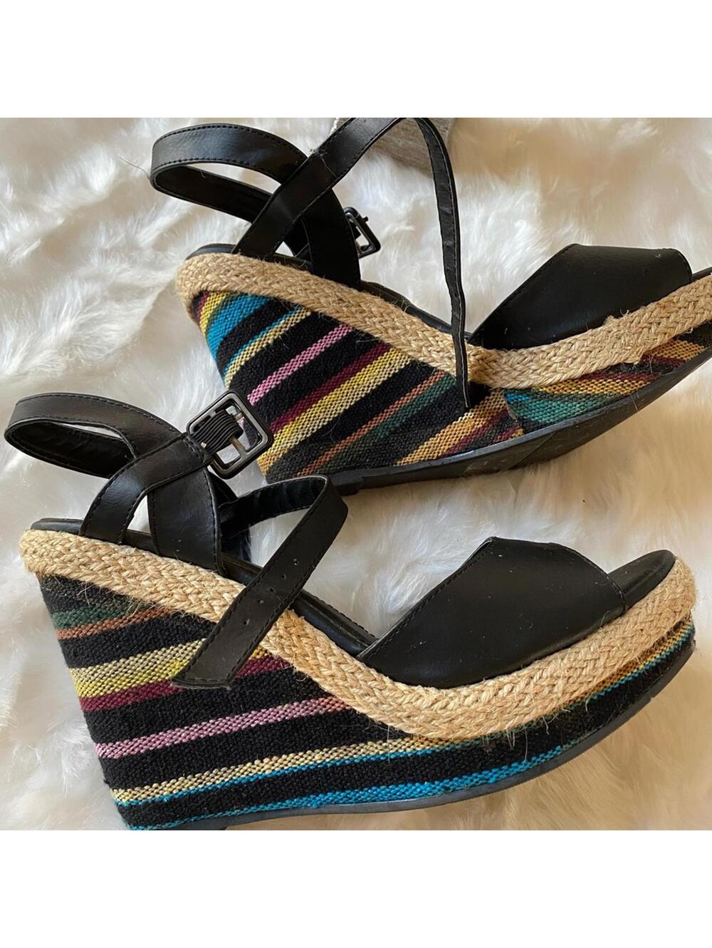 De Blossom Collection Black Wedge Sandals with Multicolor Stripe Detail Size 9